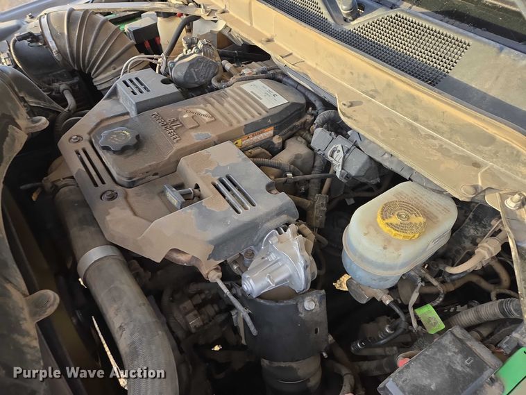 image for item ES2659 2020 RAM 3500HD Crew Cab pickup truck