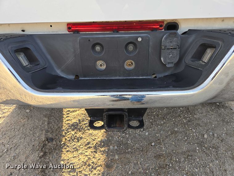 image for item ES2660 2016 RAM 3500HD Crew Cab pickup truck