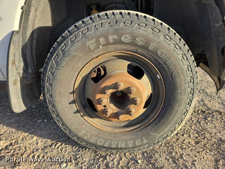 image for item ES2660 2016 RAM 3500HD Crew Cab pickup truck