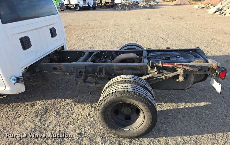 image for item ES2661 2018 RAM 3500HD Crew Cab truck cab and chassis