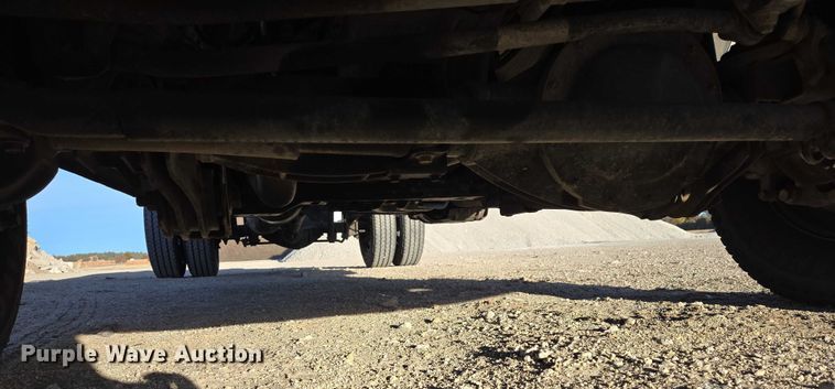 image for item ES2661 2018 RAM 3500HD Crew Cab truck cab and chassis