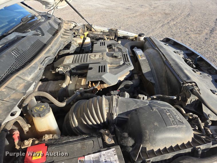 image for item ES2661 2018 RAM 3500HD Crew Cab truck cab and chassis