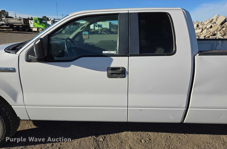 image for item ES2663 2007 Ford F150 Super Duty XL Ext. Cab pickup truck