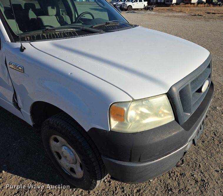 image for item ES2663 2007 Ford F150 Super Duty XL Ext. Cab pickup truck