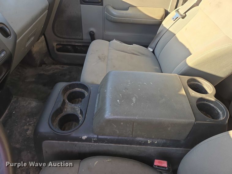 image for item ES2663 2007 Ford F150 Super Duty XL Ext. Cab pickup truck