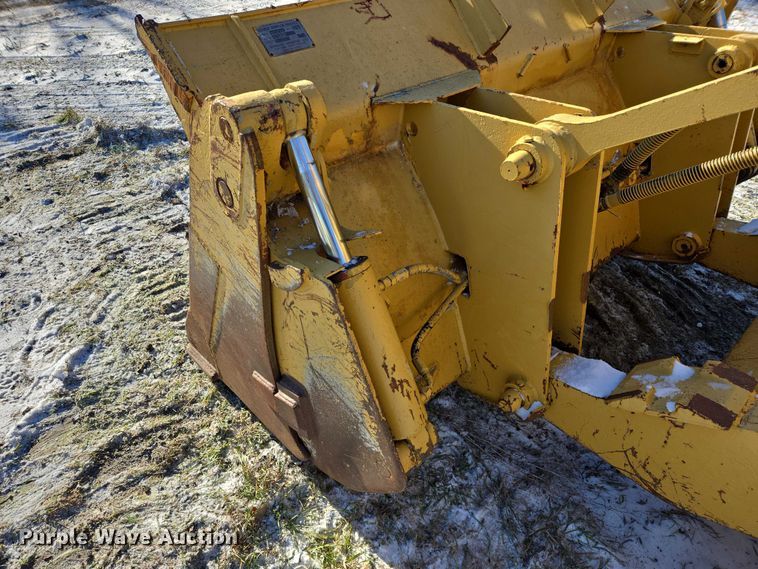 image for item ES2669 1986 Fiatallis FL14E track loader