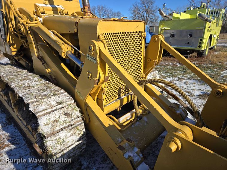 image for item ES2669 1986 Fiatallis FL14E track loader