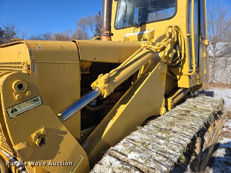 image for item ES2669 1986 Fiatallis FL14E track loader