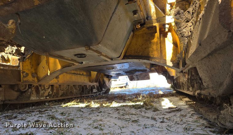 image for item ES2669 1986 Fiatallis FL14E track loader