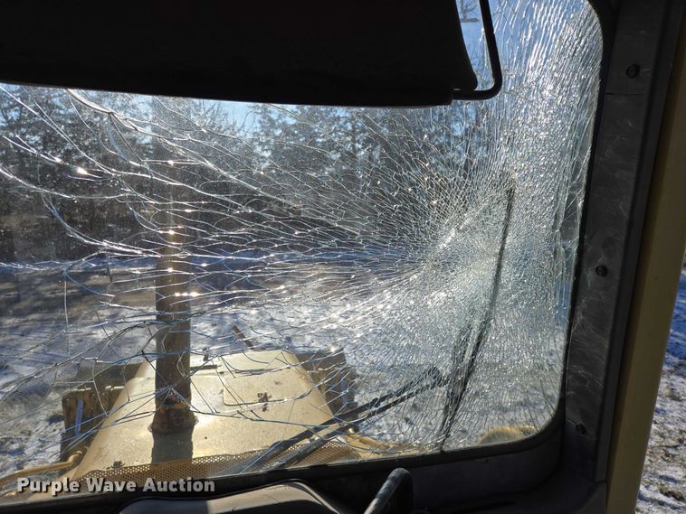 image for item ES2669 1986 Fiatallis FL14E track loader