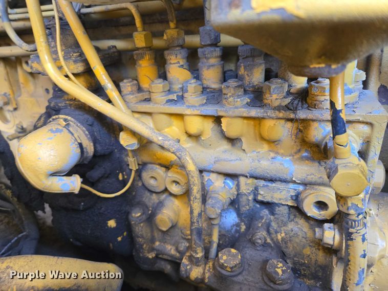 image for item ES2669 1986 Fiatallis FL14E track loader