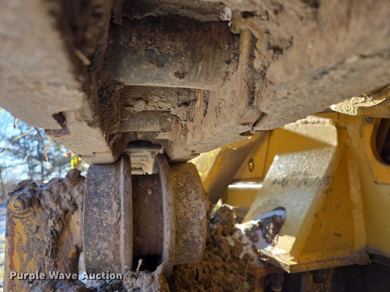 image for item ES2669 1986 Fiatallis FL14E track loader