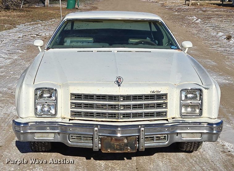 image for item ES2672 1977 Chevrolet Monte Carlo 