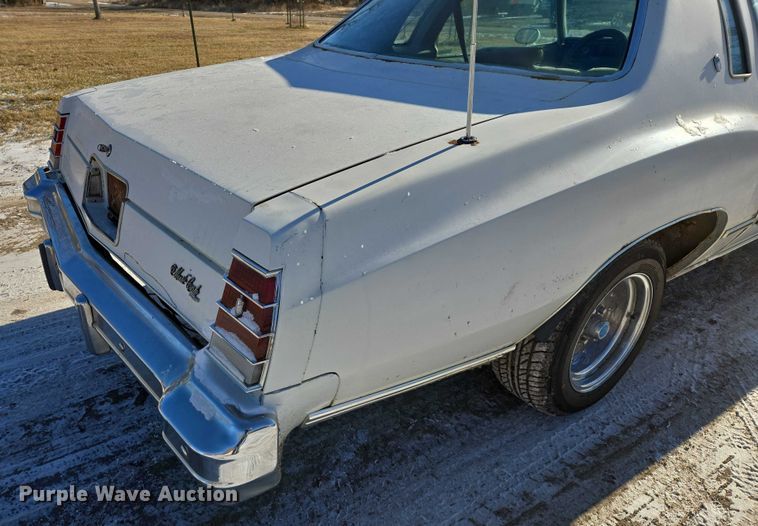 image for item ES2672 1977 Chevrolet Monte Carlo 