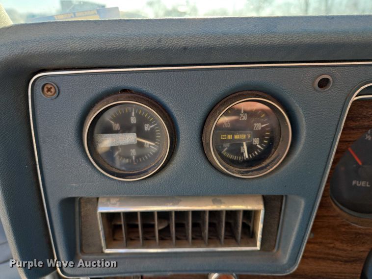 image for item ES2672 1977 Chevrolet Monte Carlo 