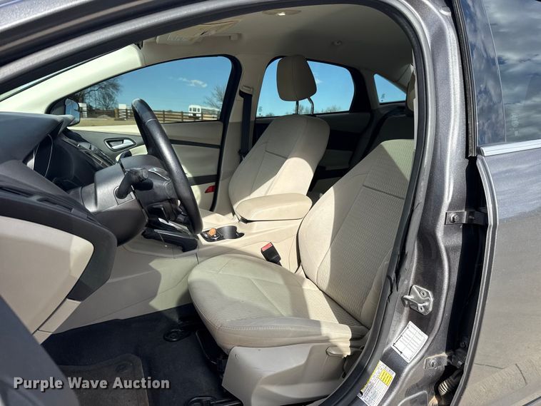 image for item ES5511 2012 Ford Focus 