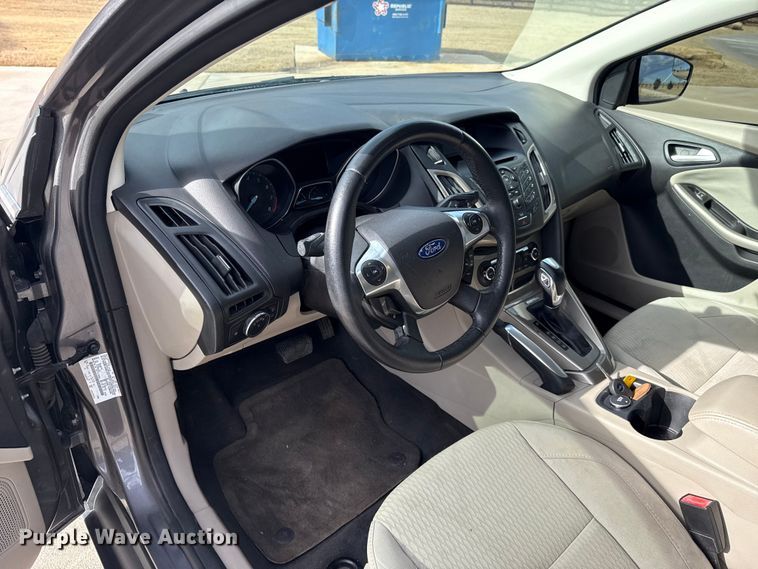 image for item ES5511 2012 Ford Focus 