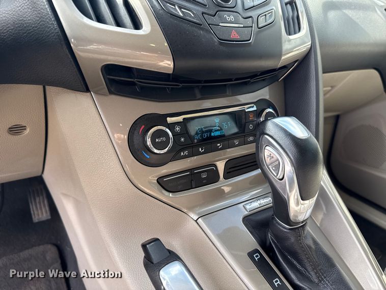 image for item ES5511 2012 Ford Focus 