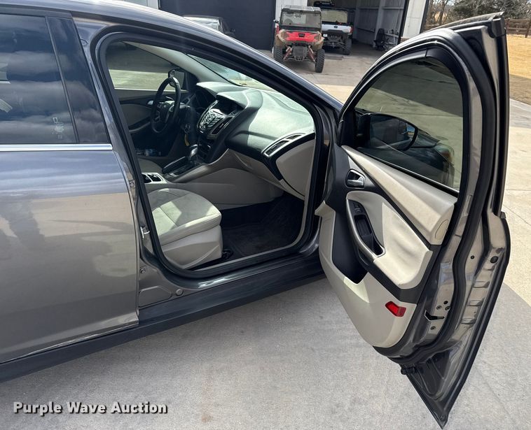 image for item ES5511 2012 Ford Focus 