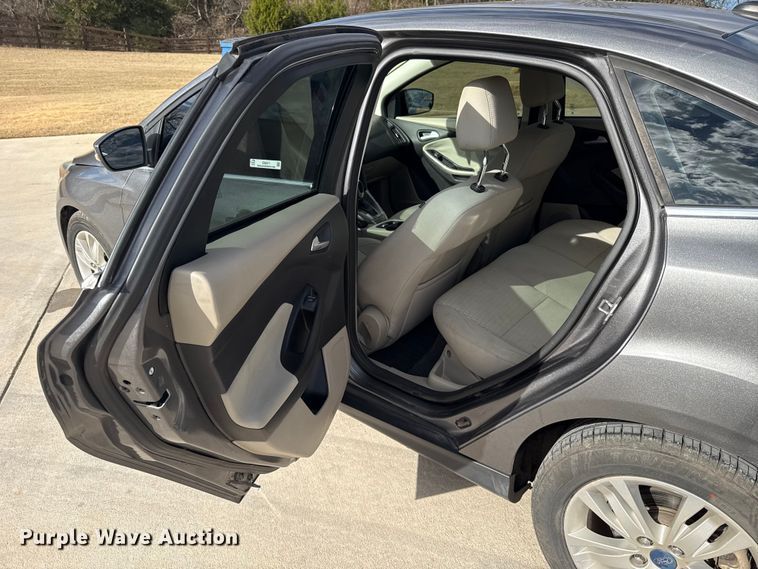 image for item ES5511 2012 Ford Focus 