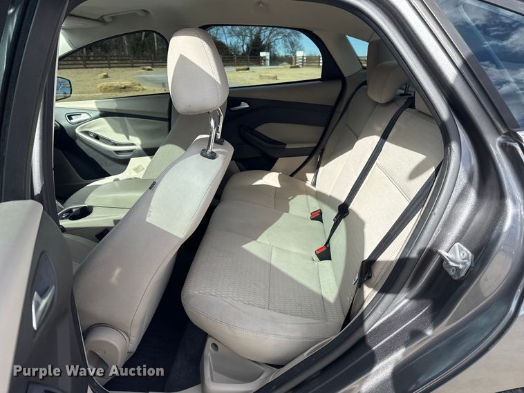 image for item ES5511 2012 Ford Focus 