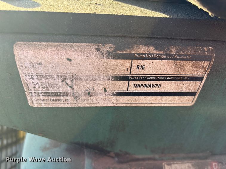 image for item ES5587 2019 Ford F350 Super Duty utility bed pickup truck