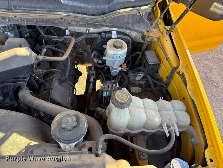 image for item ES5587 2019 Ford F350 Super Duty utility bed pickup truck