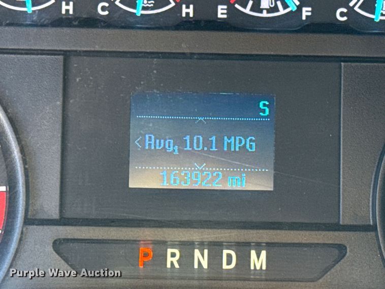 image for item ES5588 2020 Ford F350 Super Duty utility bed pickup truck