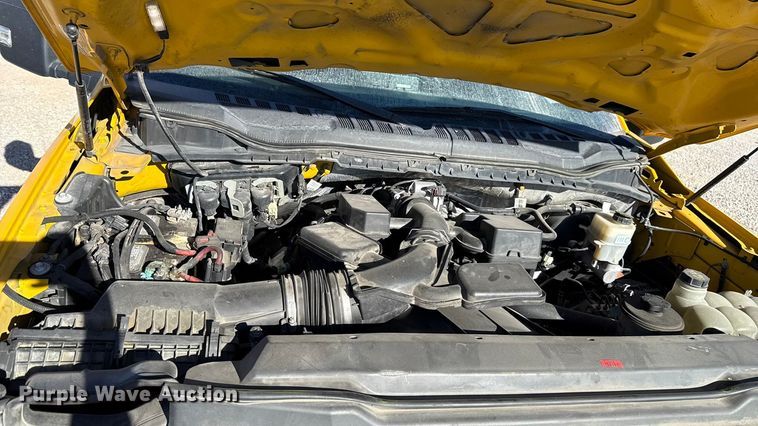image for item ES5588 2020 Ford F350 Super Duty utility bed pickup truck
