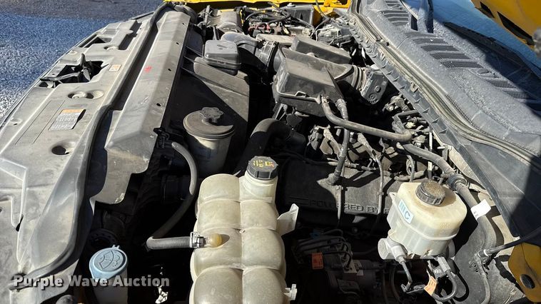 image for item ES5588 2020 Ford F350 Super Duty utility bed pickup truck