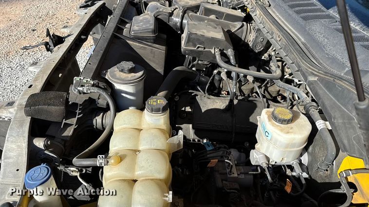 image for item ES5591 2022 Ford F350 Super Duty utility bed pickup truck