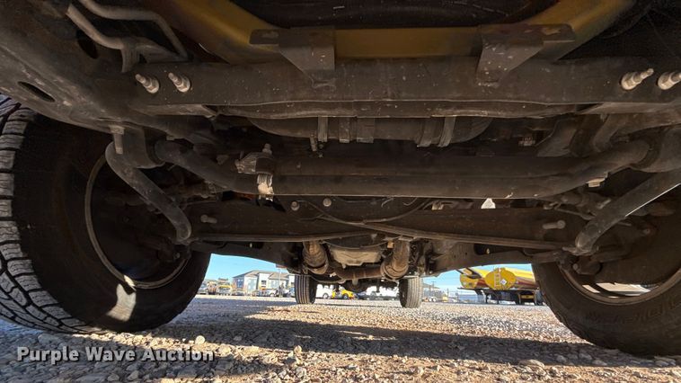 image for item ES5594 2019 Ford F350 Super Duty XL utility bed pickup truck