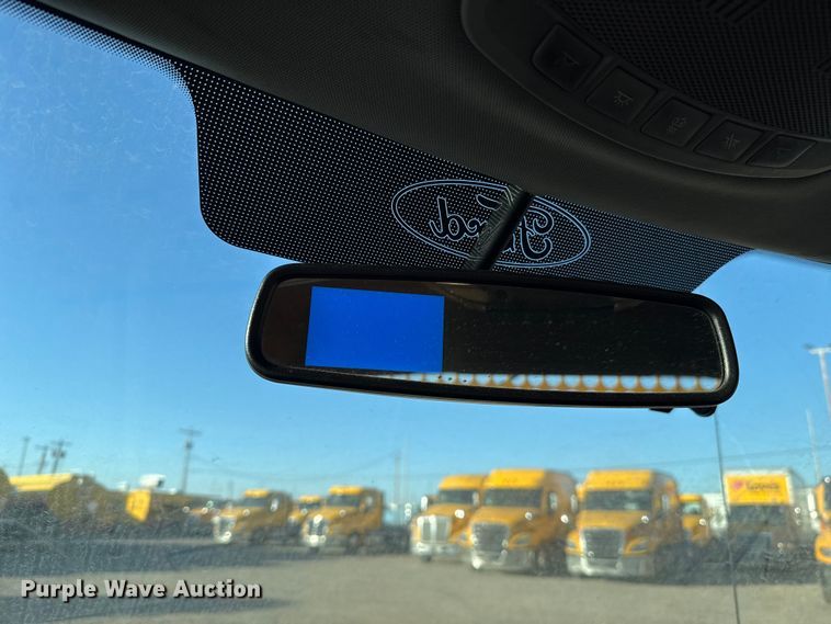 image for item ES5594 2019 Ford F350 Super Duty XL utility bed pickup truck