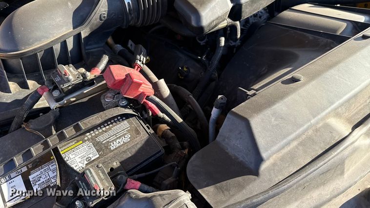 image for item ES5594 2019 Ford F350 Super Duty XL utility bed pickup truck