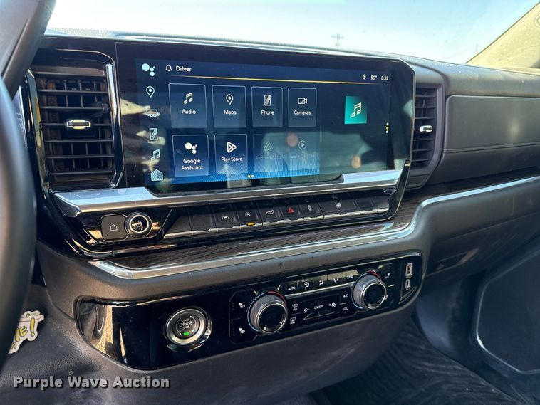 image for item ES5596 2023 Chevrolet Silverado 1500 Crew Cab pickup truck