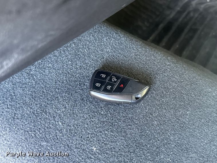 image for item ES5596 2023 Chevrolet Silverado 1500 Crew Cab pickup truck