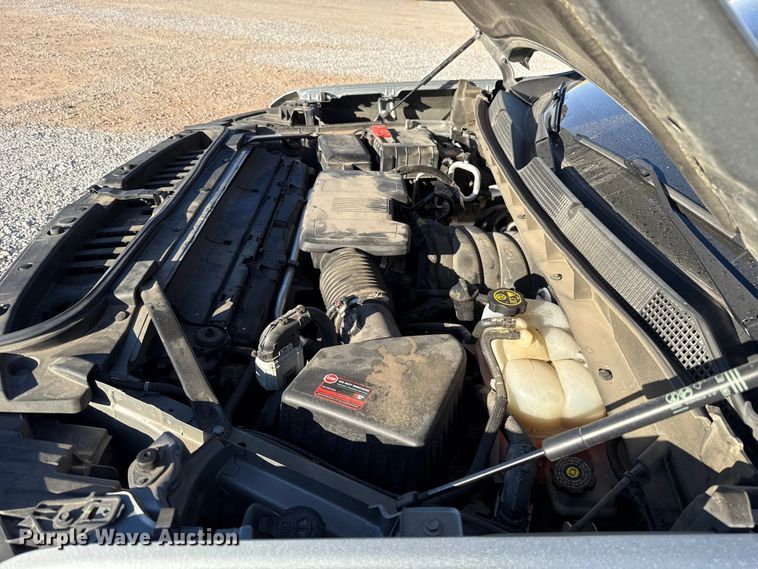 image for item ES5596 2023 Chevrolet Silverado 1500 Crew Cab pickup truck