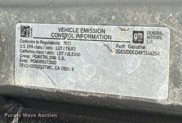 image for item ES5596 2023 Chevrolet Silverado 1500 Crew Cab pickup truck