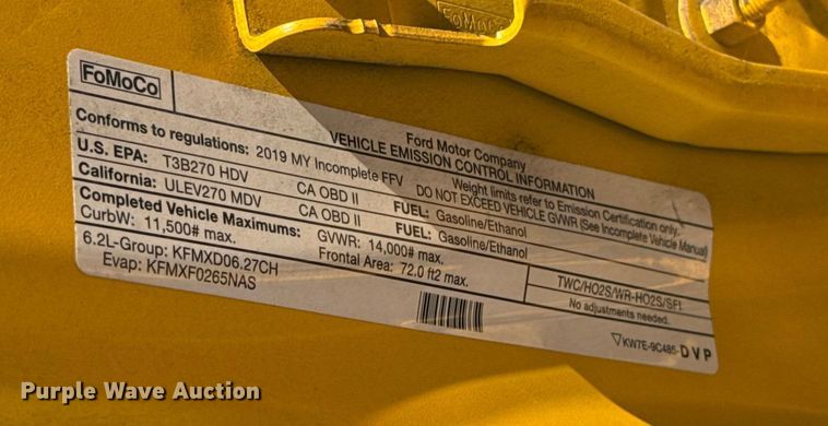 image for item ES5597 2019 Ford F350 Super Duty utility bed pickup truck