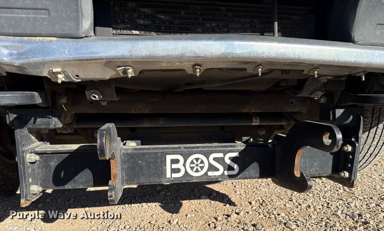 image for item ES5599 2016 Chevrolet Silverado 2500HD Crew Cab pickup truck