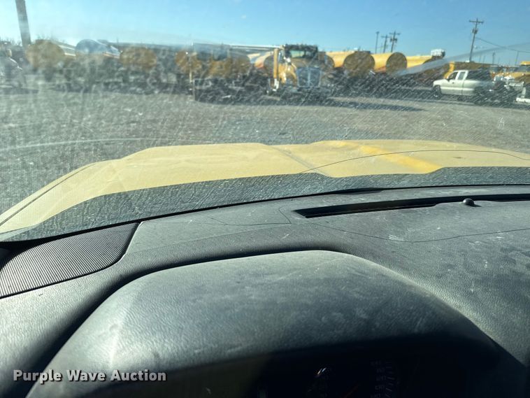 image for item ES5599 2016 Chevrolet Silverado 2500HD Crew Cab pickup truck