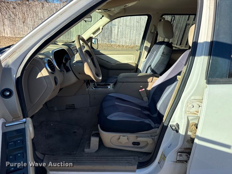 image for item ES5613 2008 Ford Explorer XLT SUV
