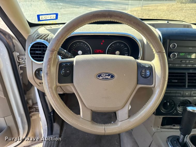 image for item ES5613 2008 Ford Explorer XLT SUV