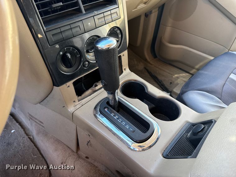 image for item ES5613 2008 Ford Explorer XLT SUV