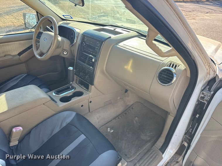 image for item ES5613 2008 Ford Explorer XLT SUV
