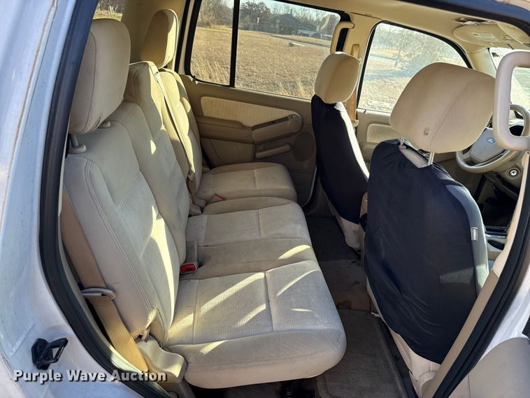 image for item ES5613 2008 Ford Explorer XLT SUV