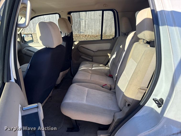 image for item ES5613 2008 Ford Explorer XLT SUV