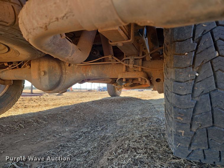 image for item ET1099 2013 Toyota Tacoma Crew Cab pickup truck