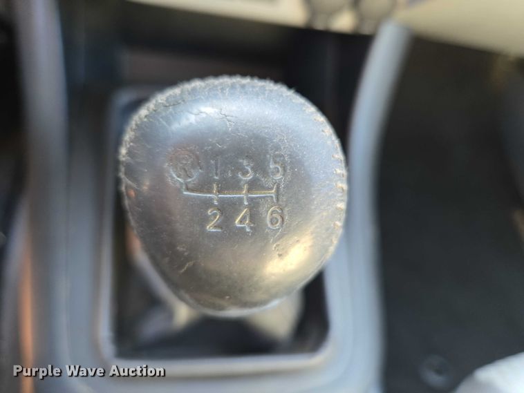 image for item ET1099 2013 Toyota Tacoma Crew Cab pickup truck