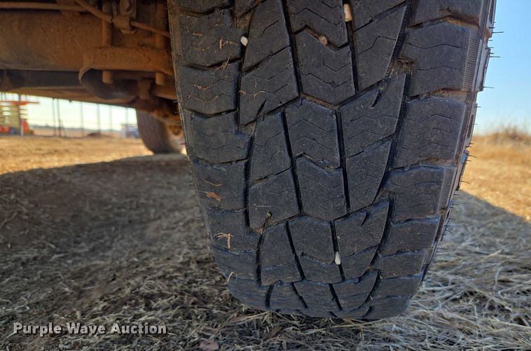 image for item ET1099 2013 Toyota Tacoma Crew Cab pickup truck